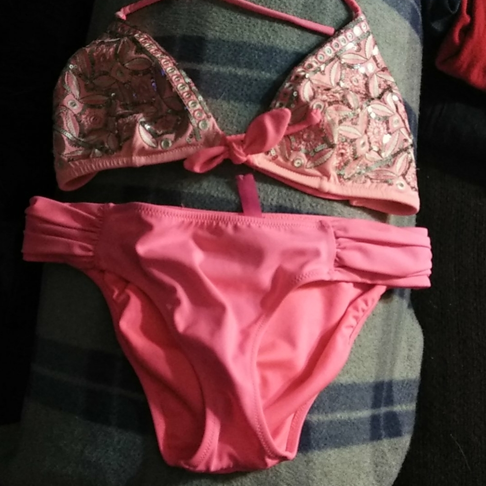 Bathing suit